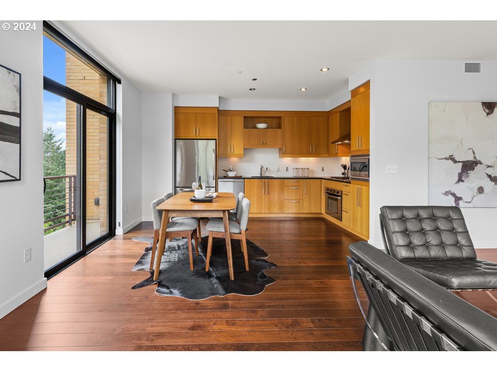 2351 NW WESTOVER RD 1108