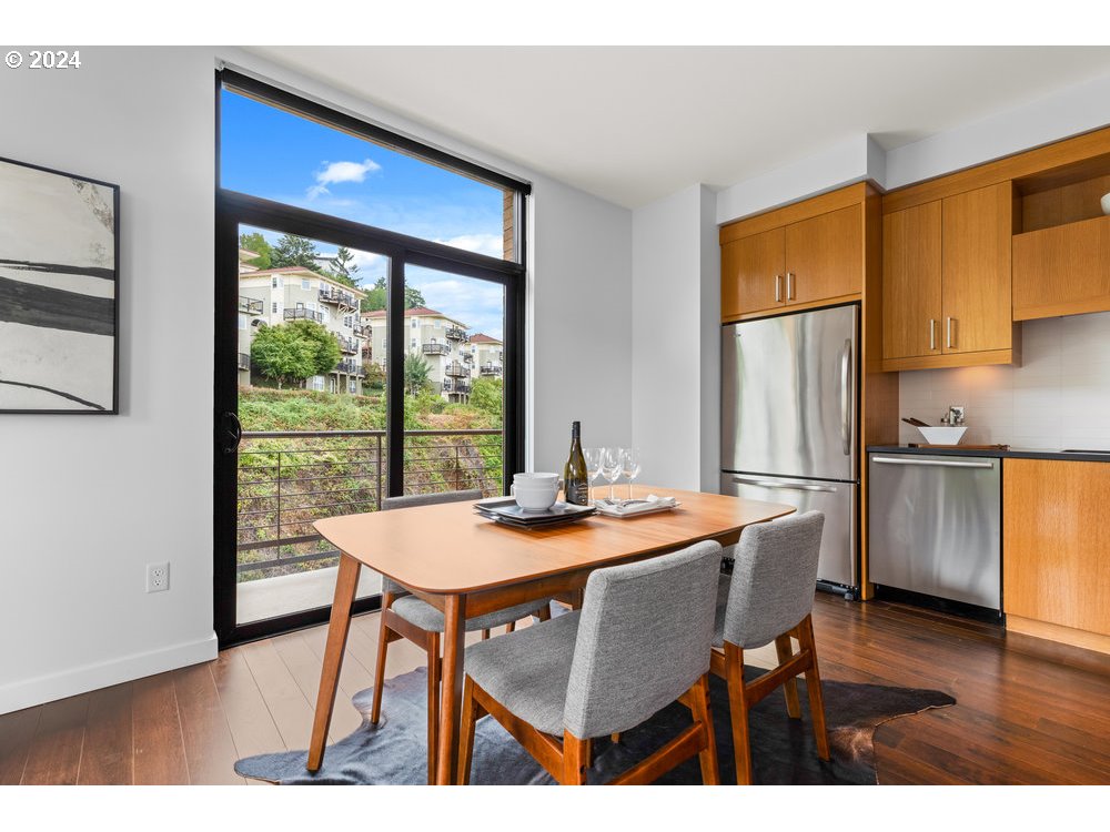 2351 NW WESTOVER RD 1108