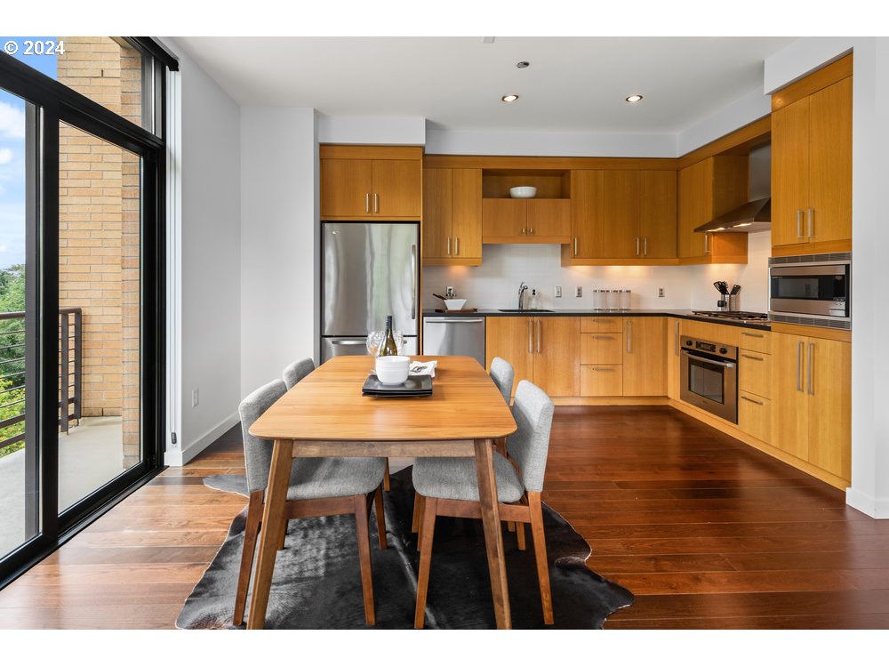 2351 NW WESTOVER RD 1108