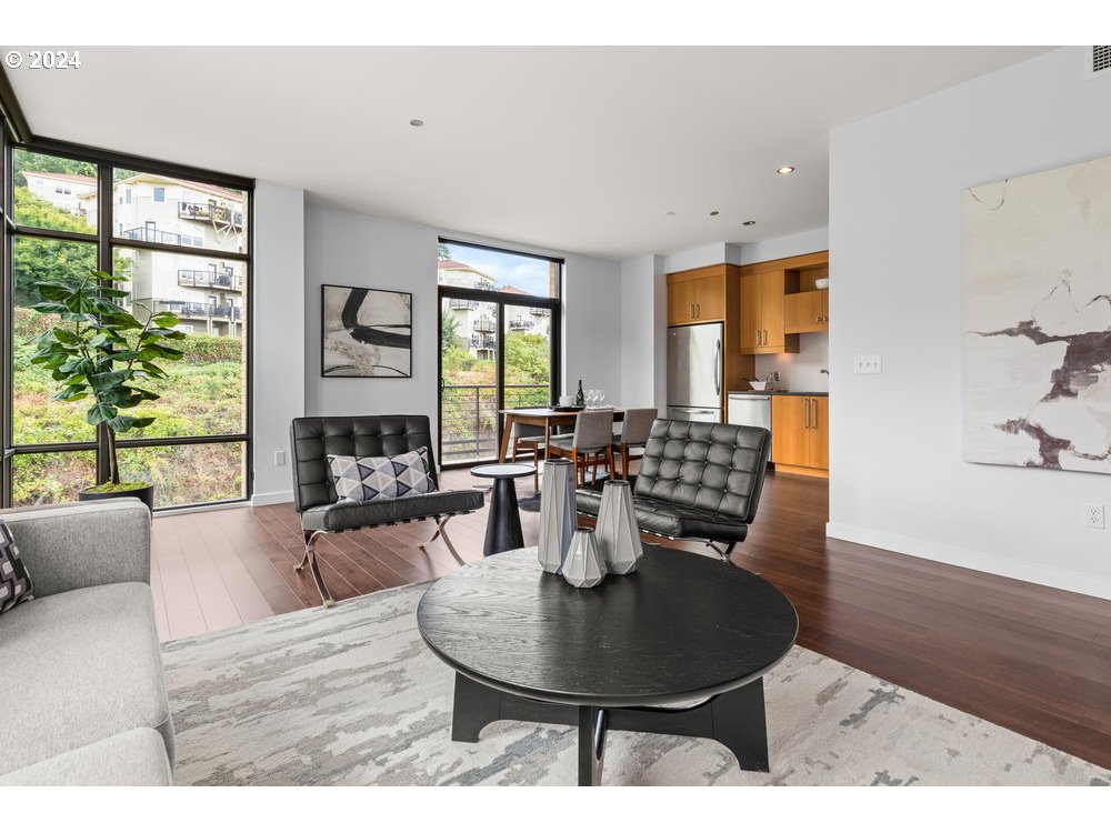 2351 NW WESTOVER RD 1108