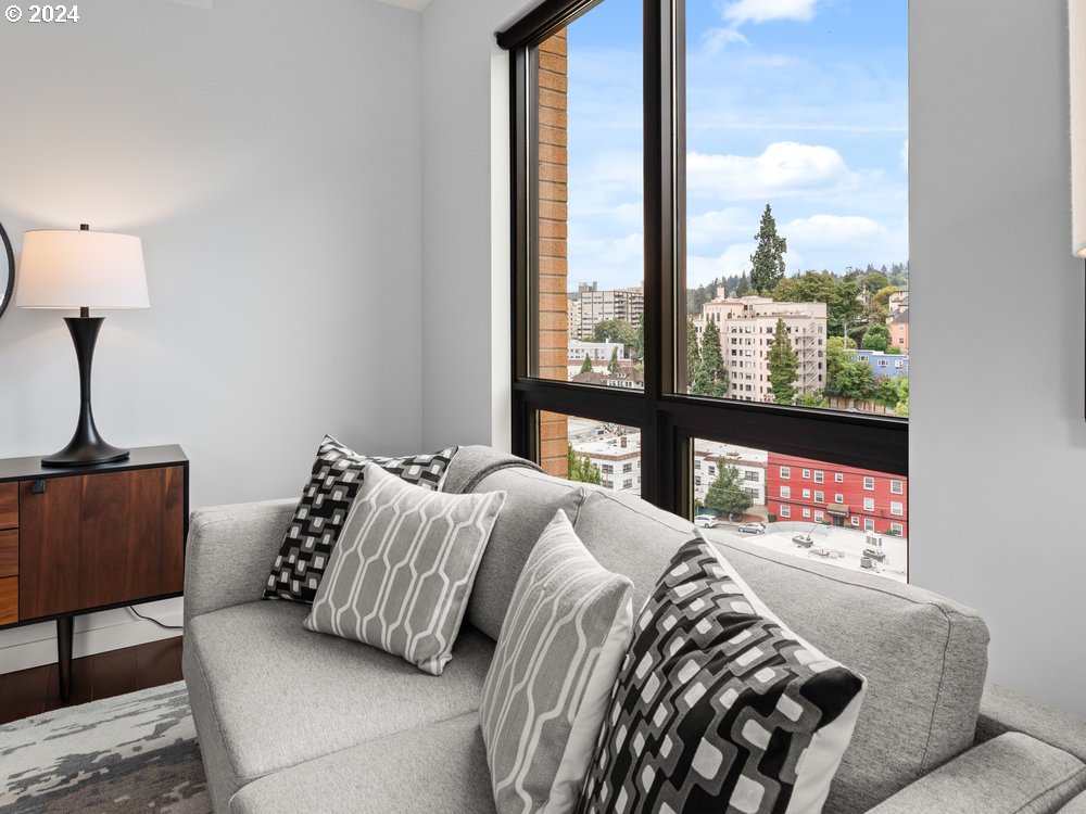 2351 NW WESTOVER RD 1108