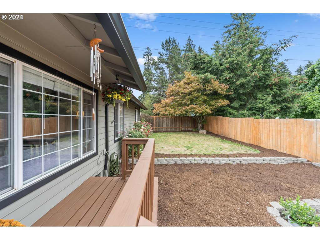 2369 SE WASHINGTON CT