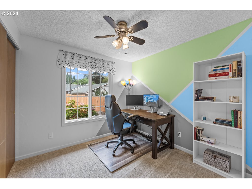 2369 SE WASHINGTON CT