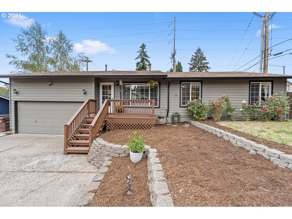 2369 SE WASHINGTON CT