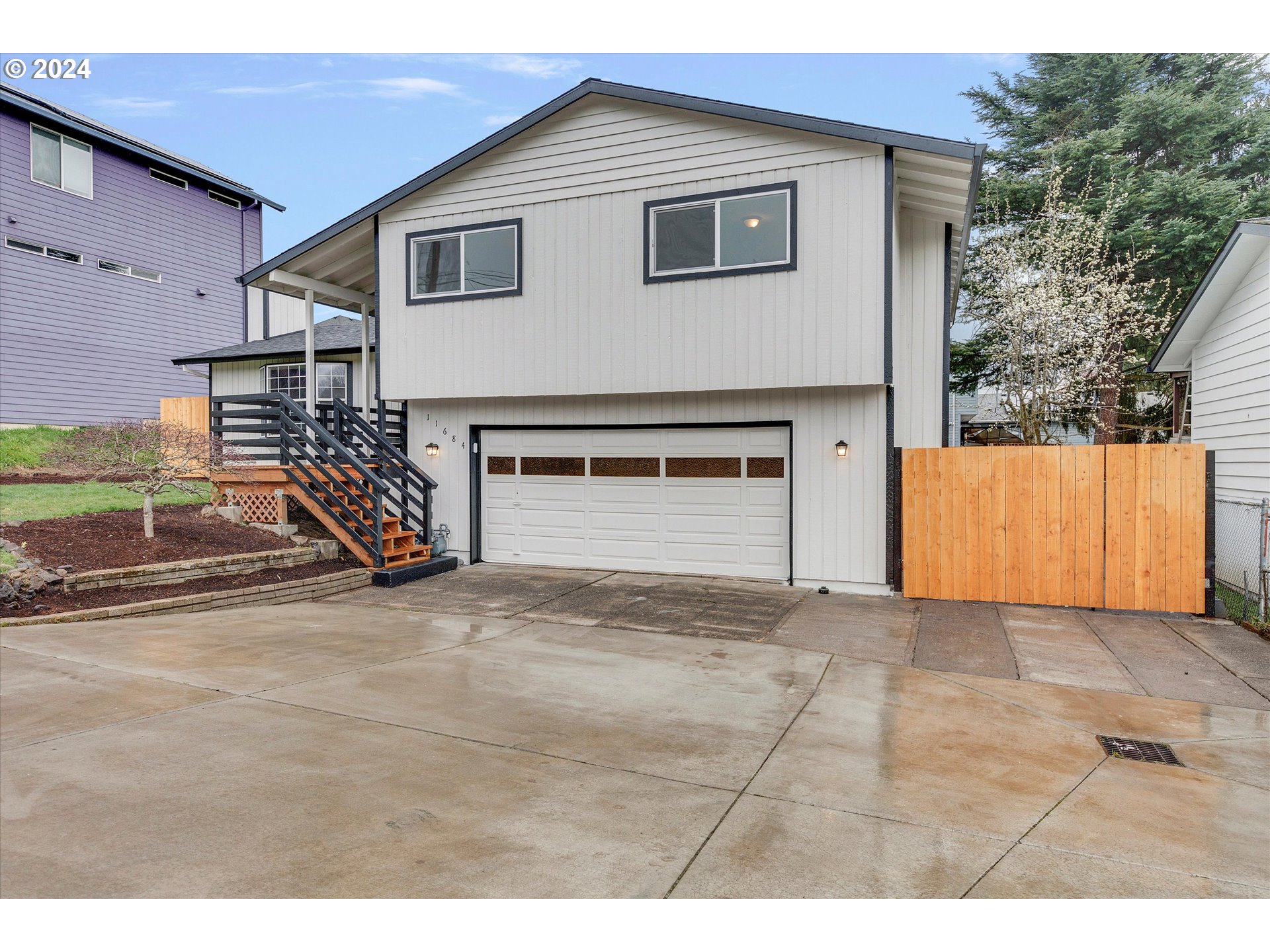 11684 SE LINWOOD AVE