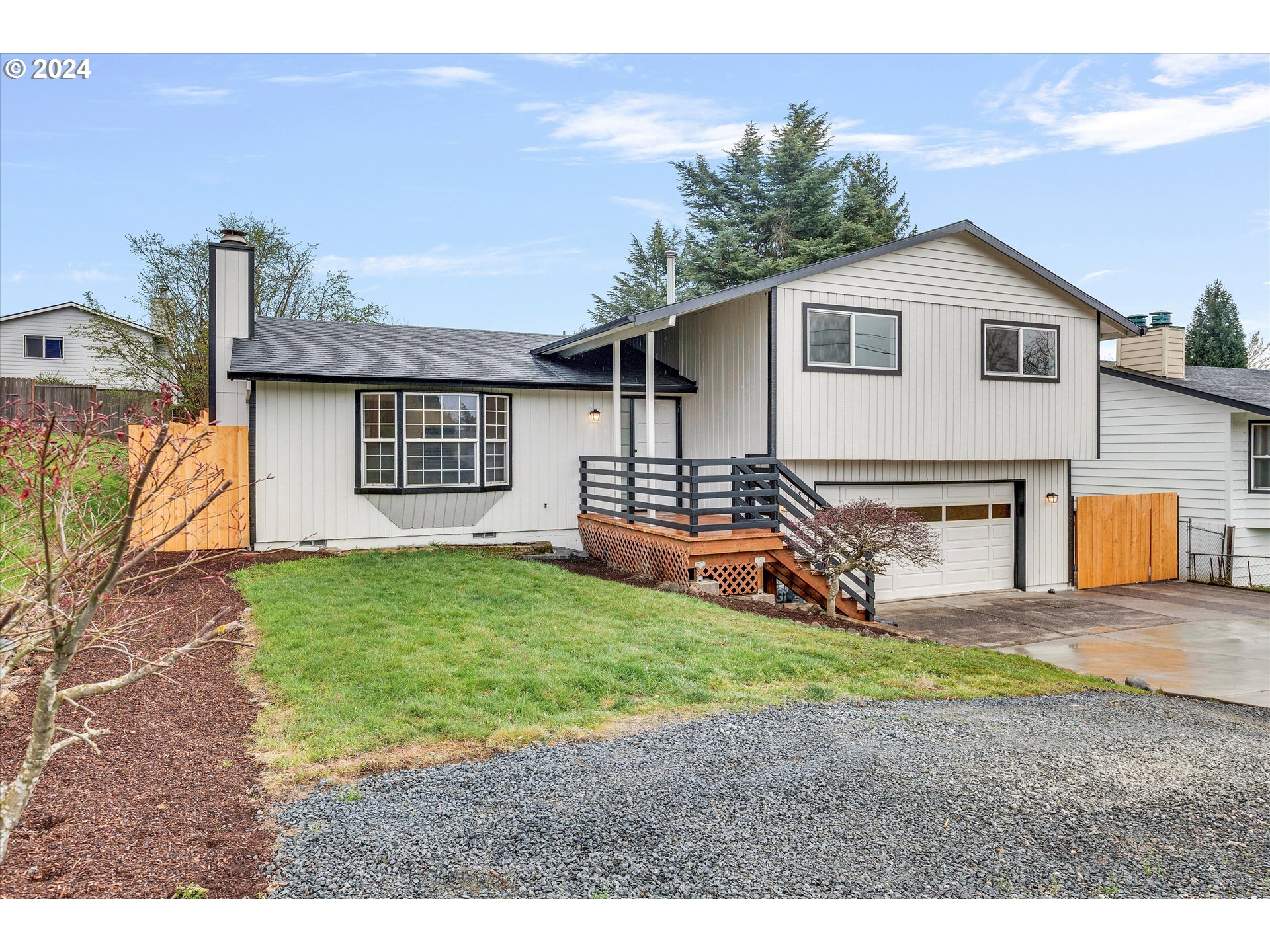 11684 SE LINWOOD AVE