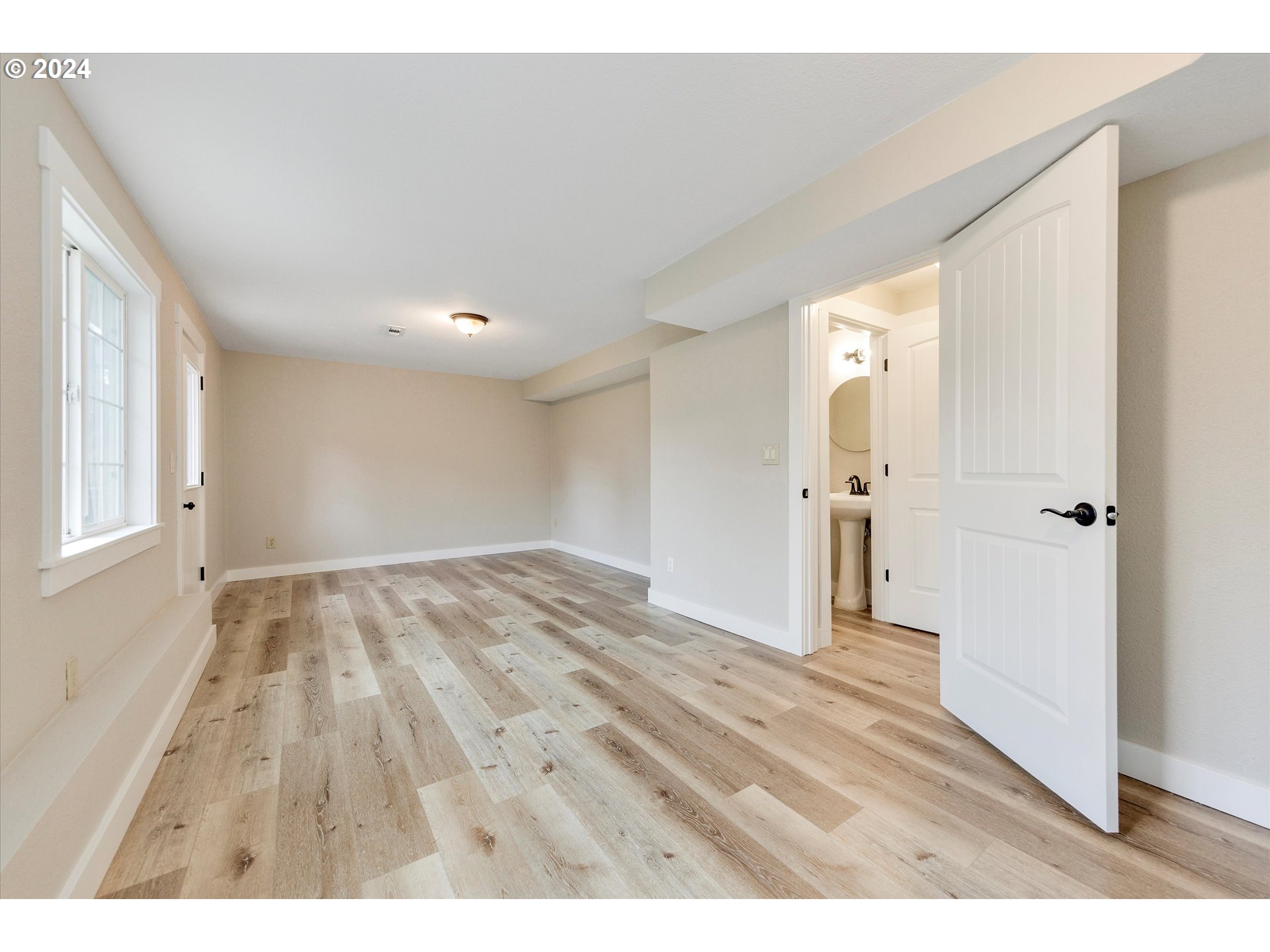 11684 SE LINWOOD AVE