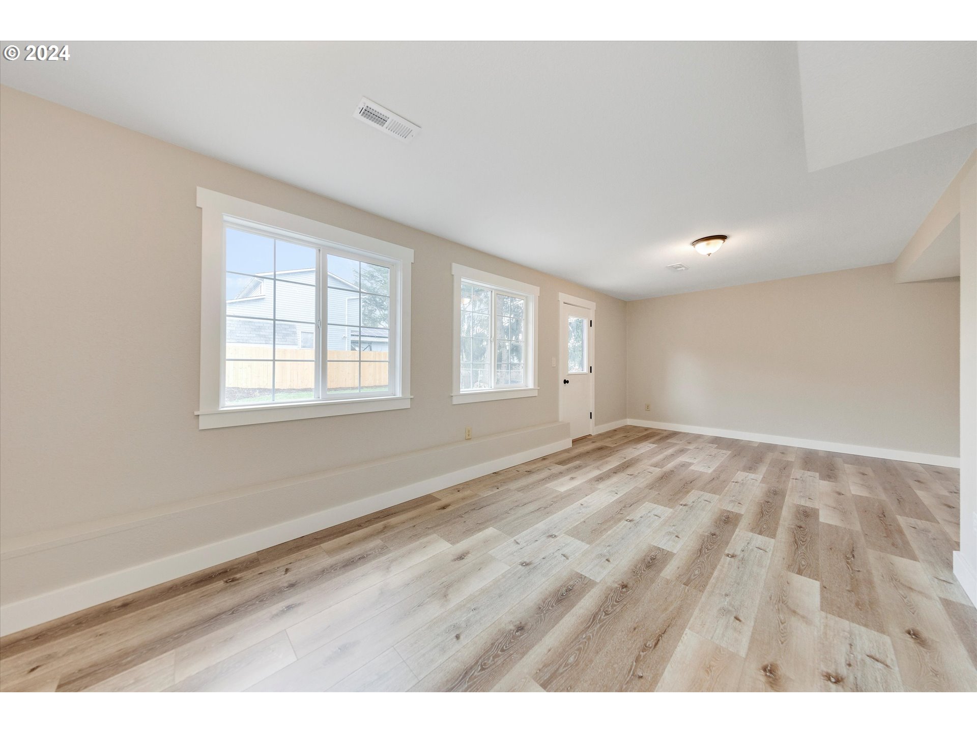 11684 SE LINWOOD AVE