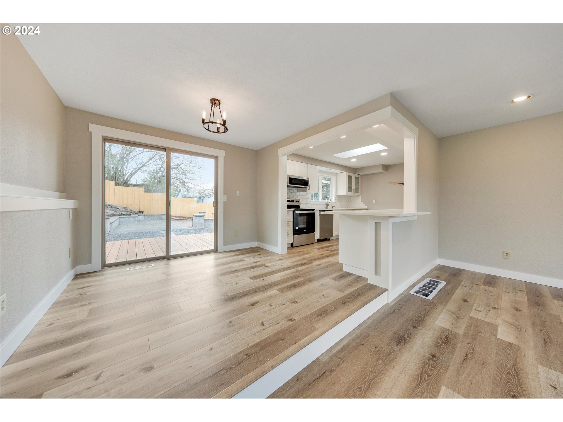 11684 SE LINWOOD AVE