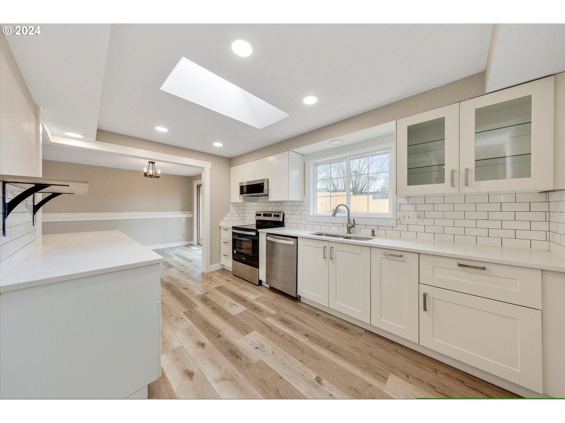 11684 SE LINWOOD AVE