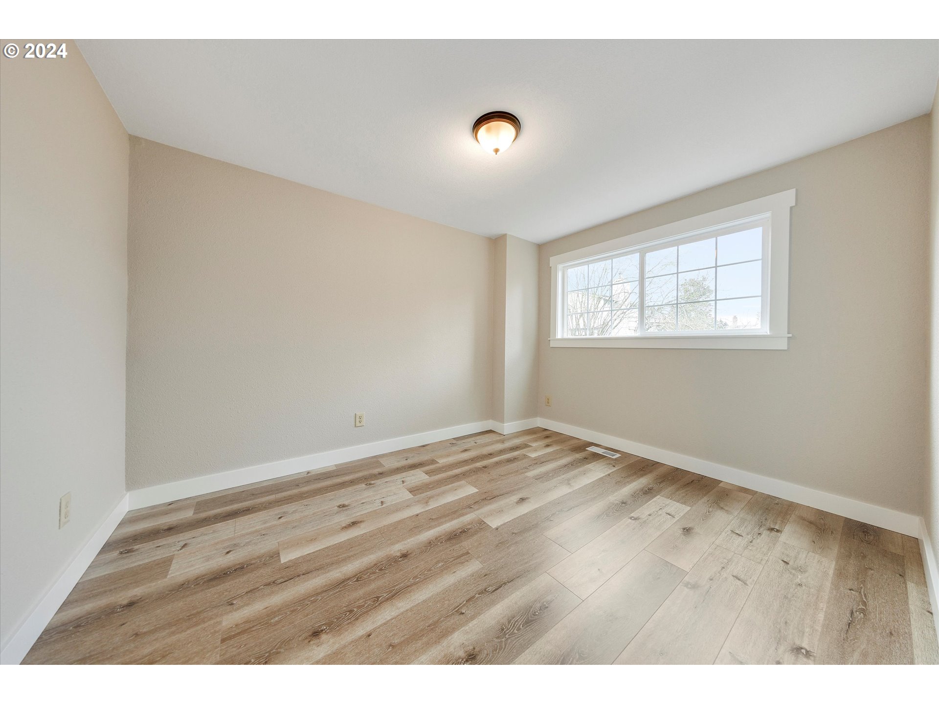 11684 SE LINWOOD AVE