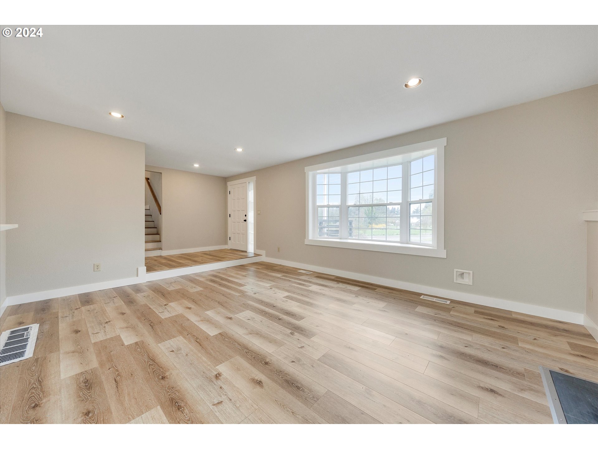 11684 SE LINWOOD AVE