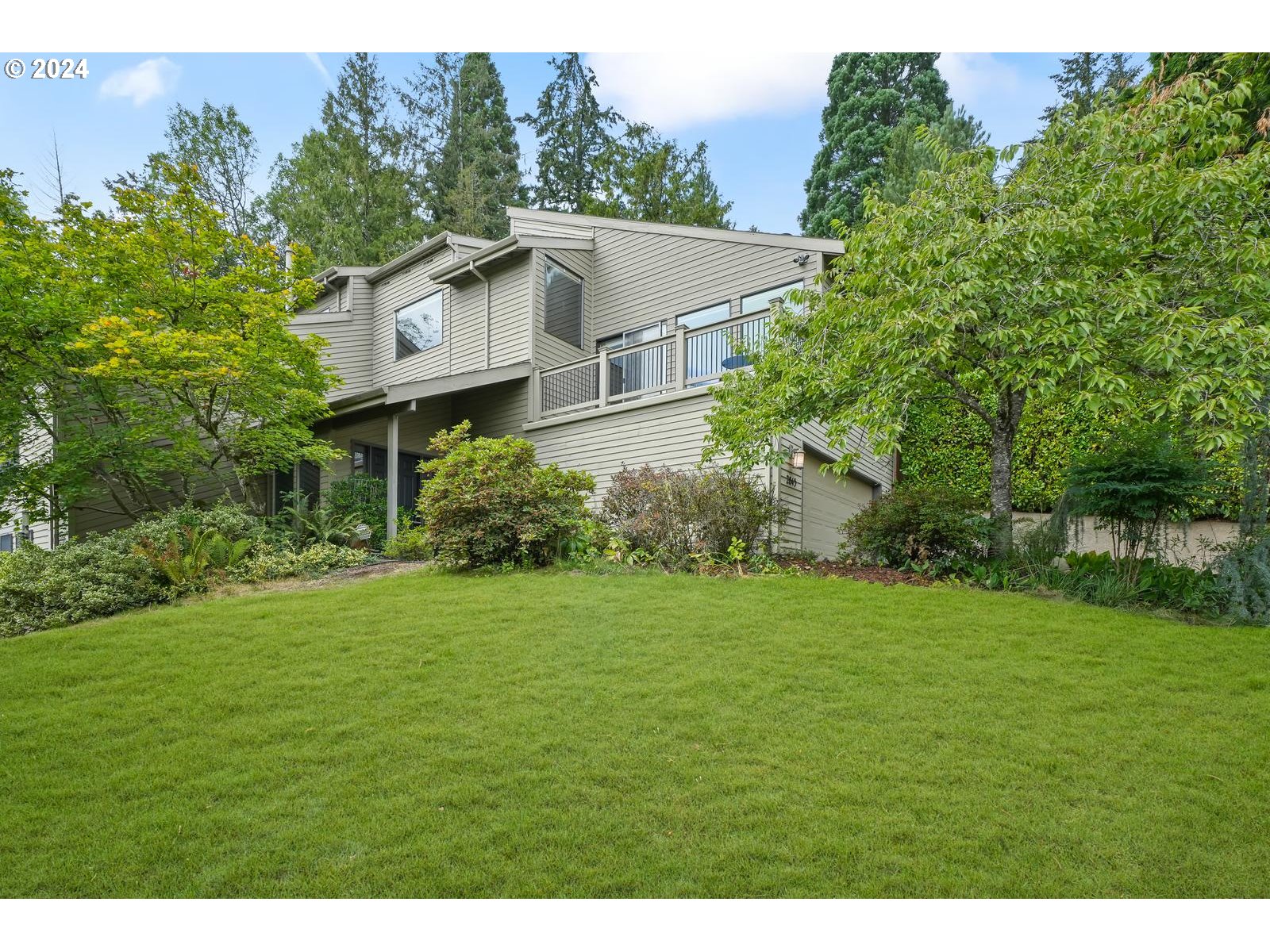 2845 SW BUCHAREST CT