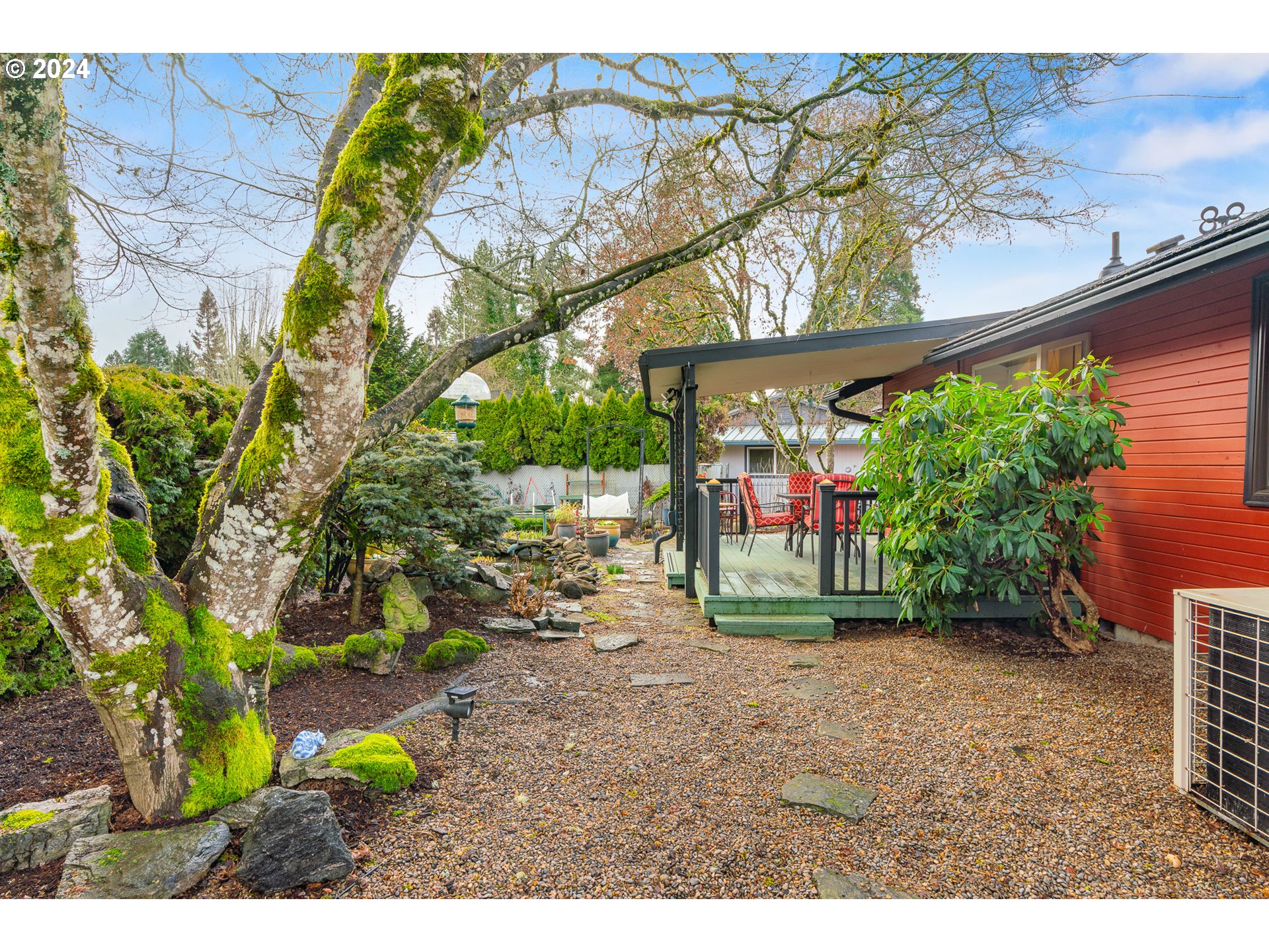 1200 NW GREENBRIAR PL