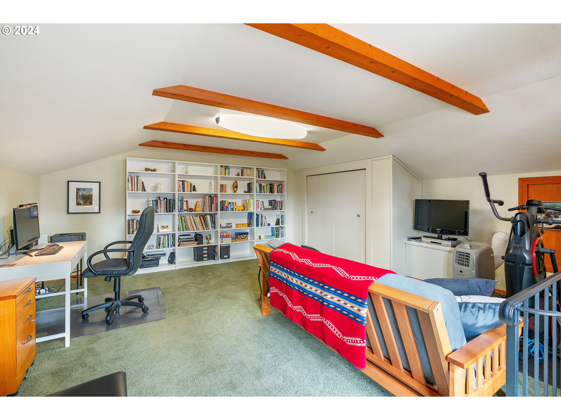 1200 NW GREENBRIAR PL