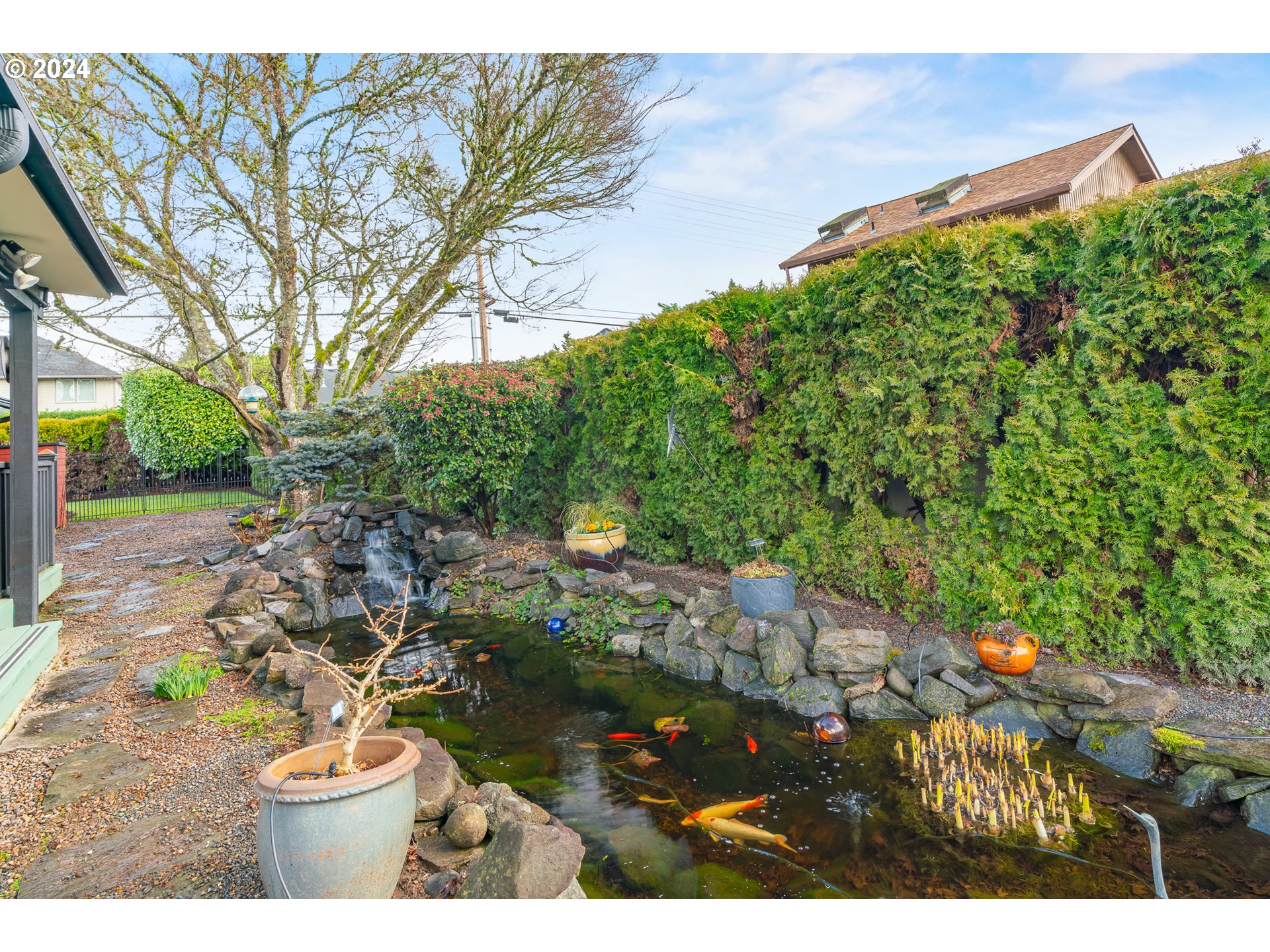 1200 NW GREENBRIAR PL