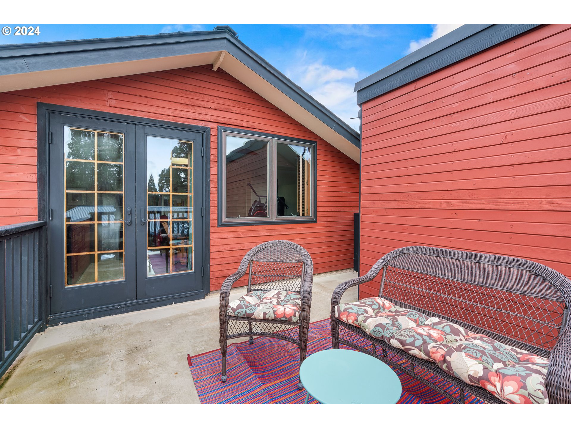 1200 NW GREENBRIAR PL