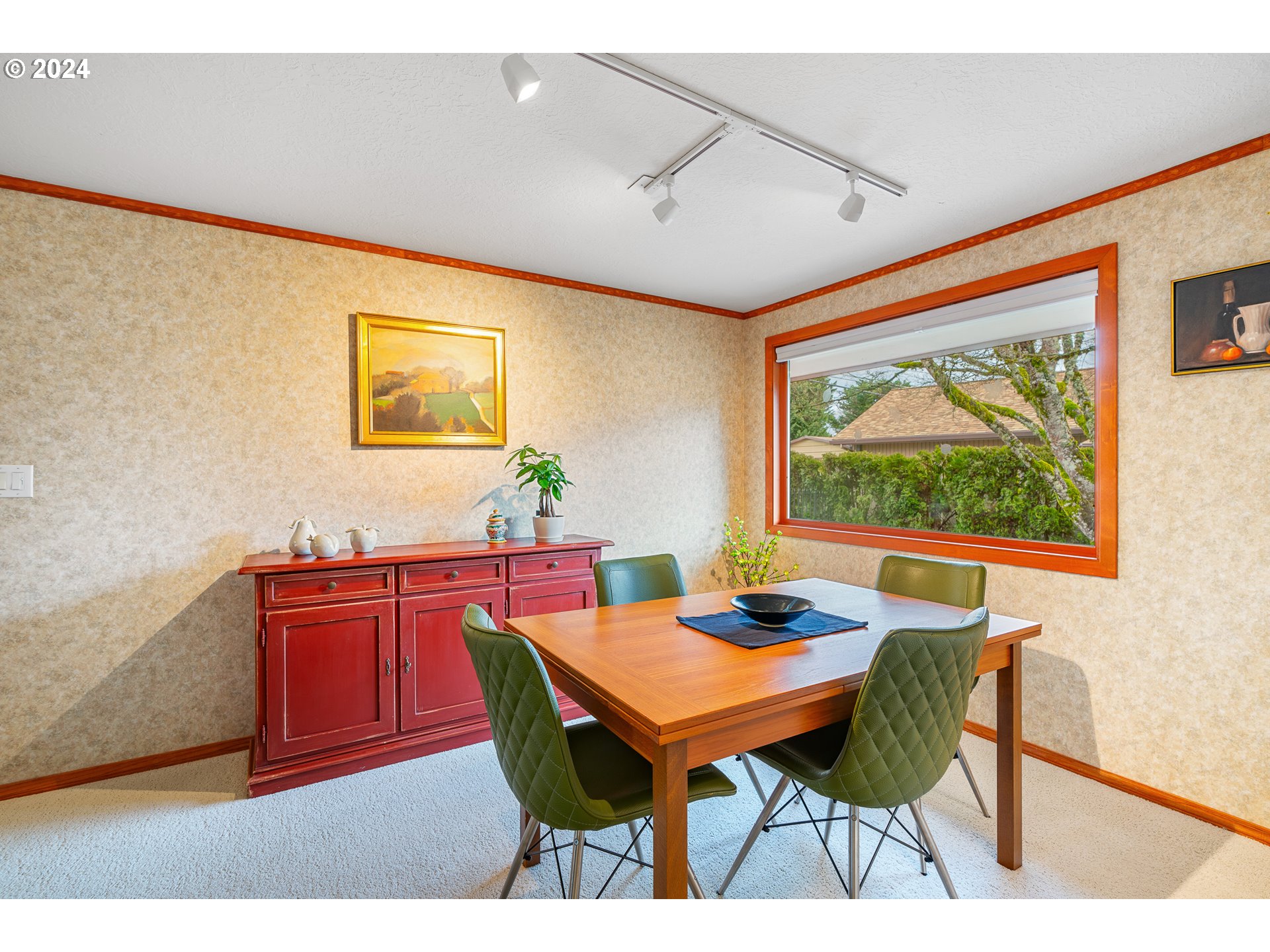 1200 NW GREENBRIAR PL