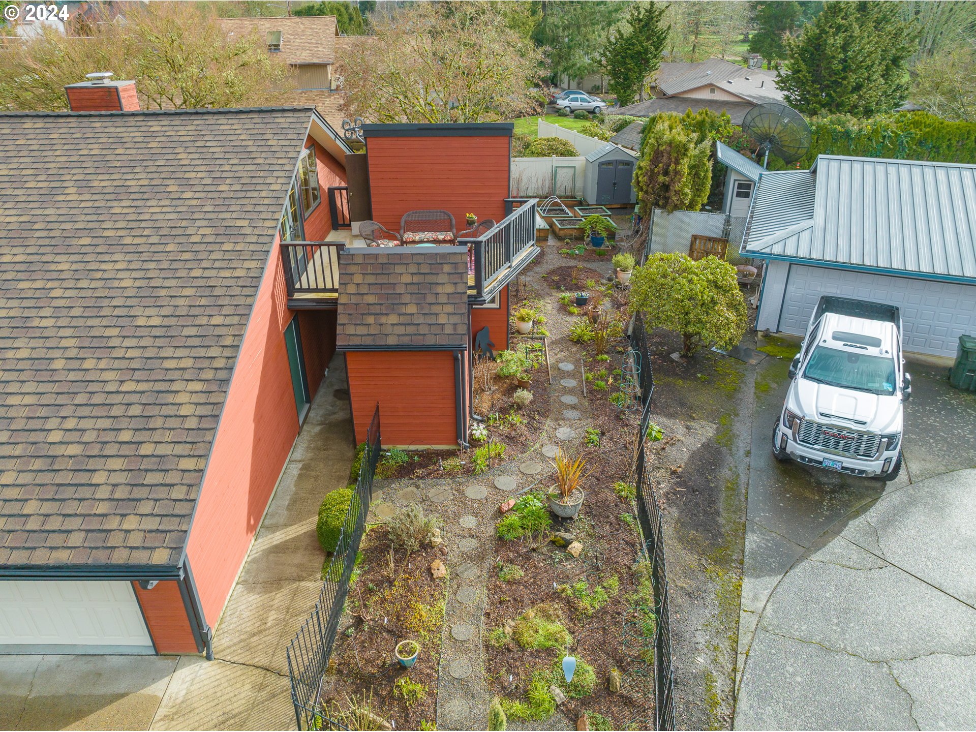 1200 NW GREENBRIAR PL