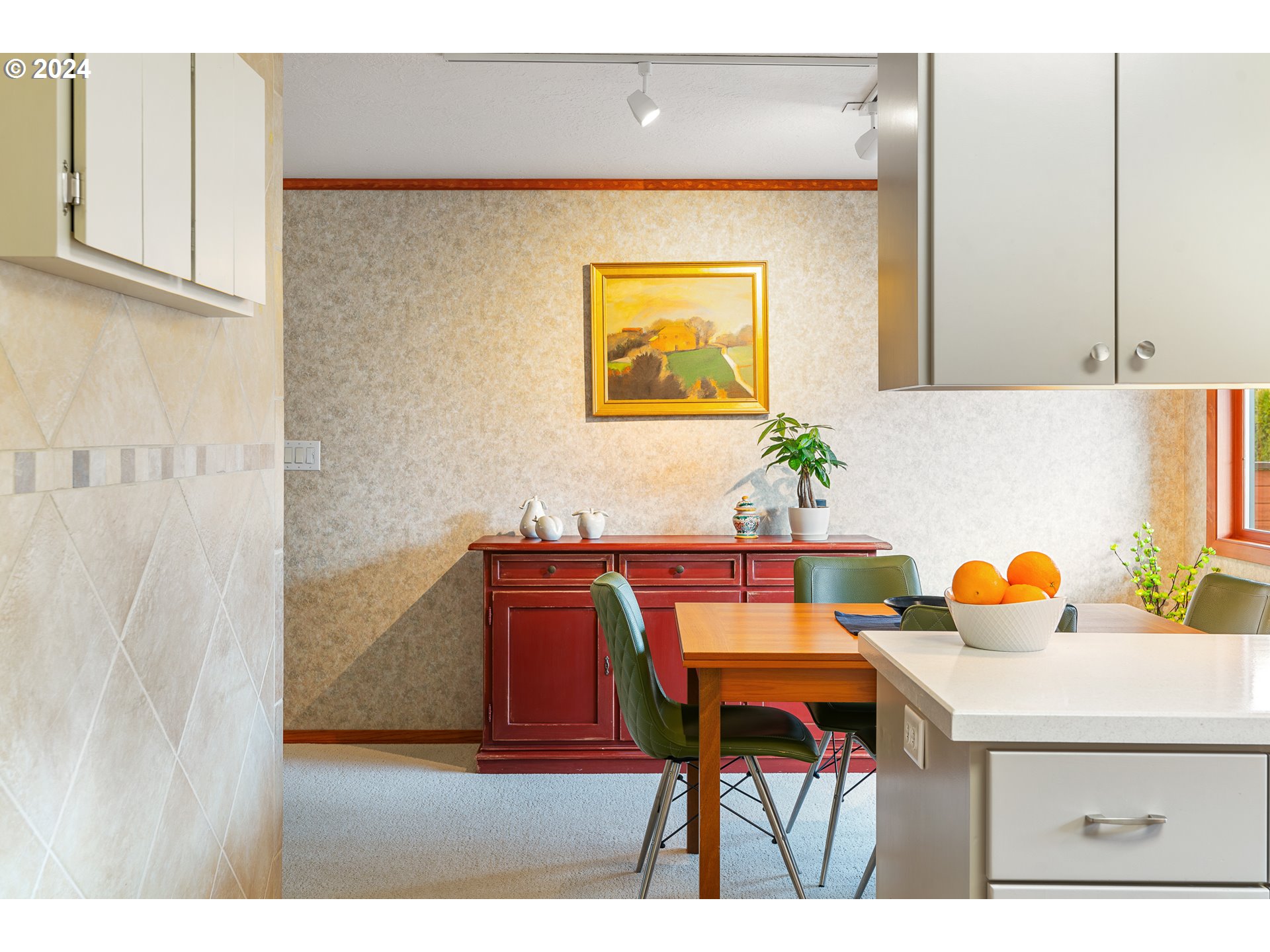 1200 NW GREENBRIAR PL