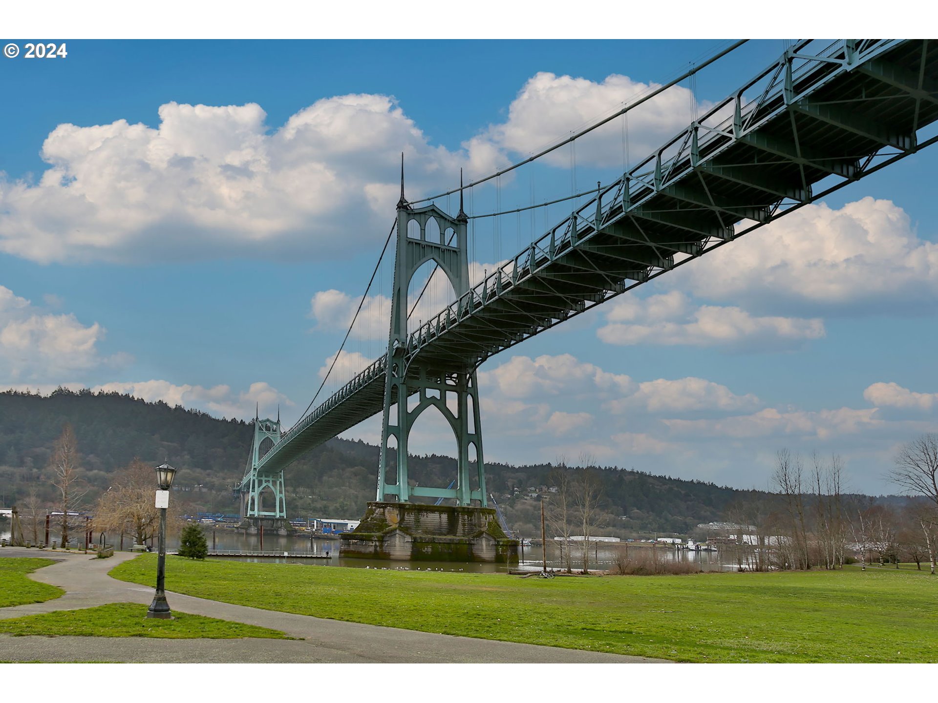 6912 N PHILADELPHIA AVE