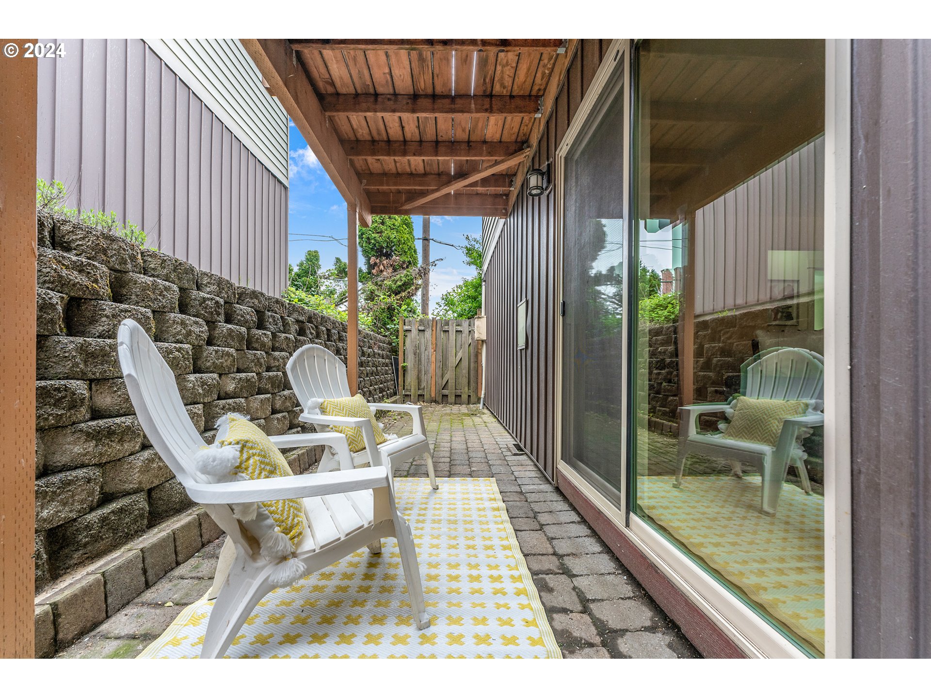 6912 N PHILADELPHIA AVE