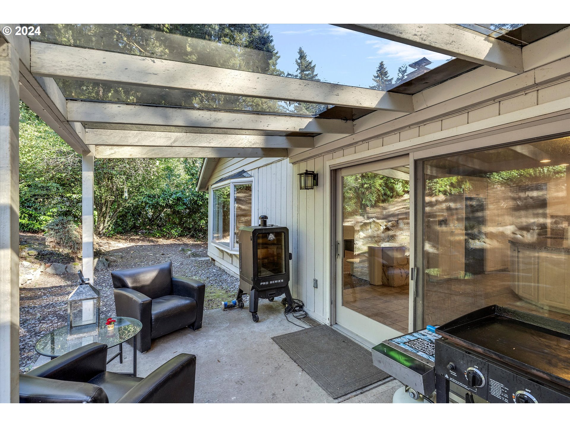 16811 S CREEKSIDE CT