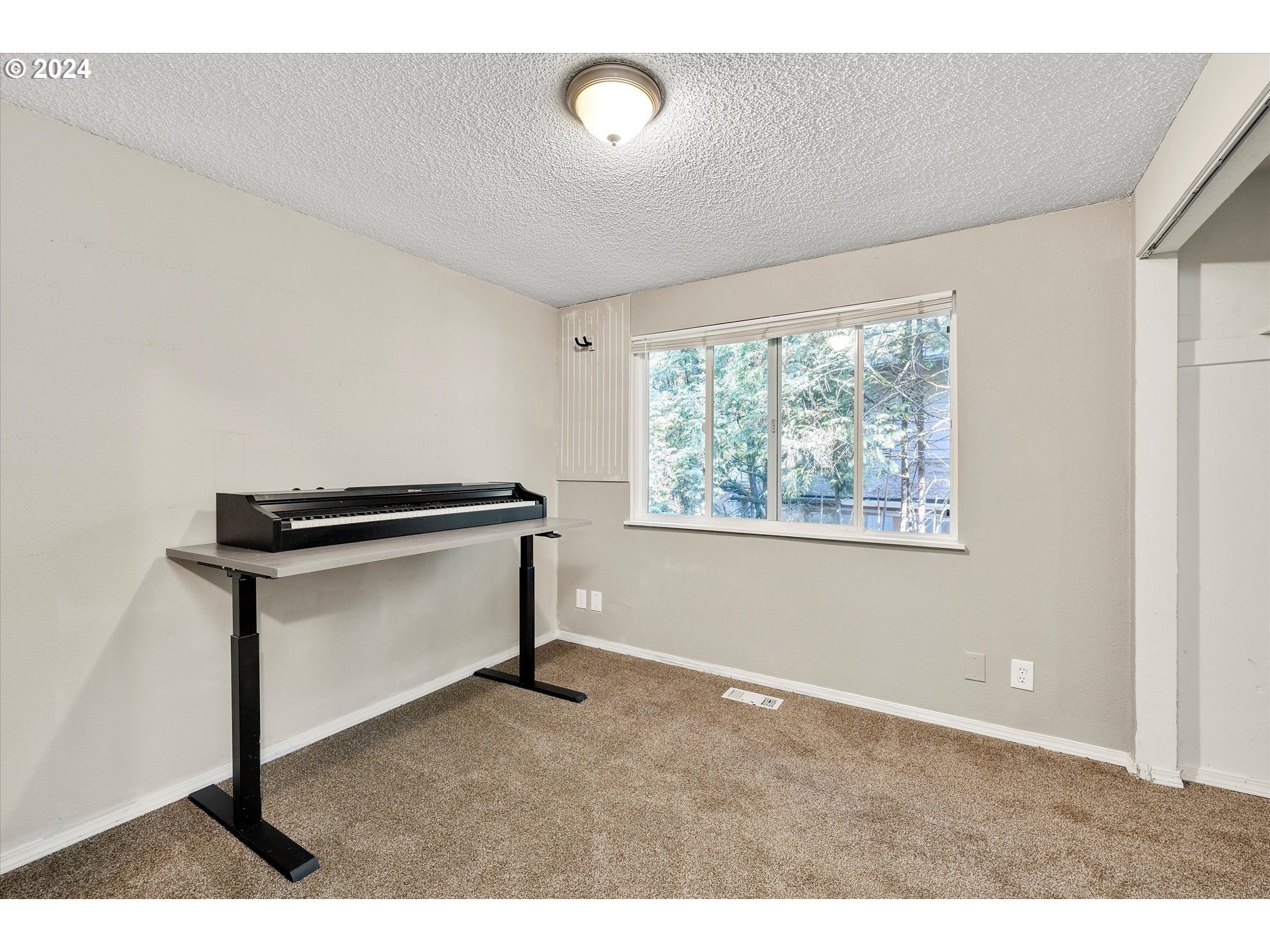 16811 S CREEKSIDE CT