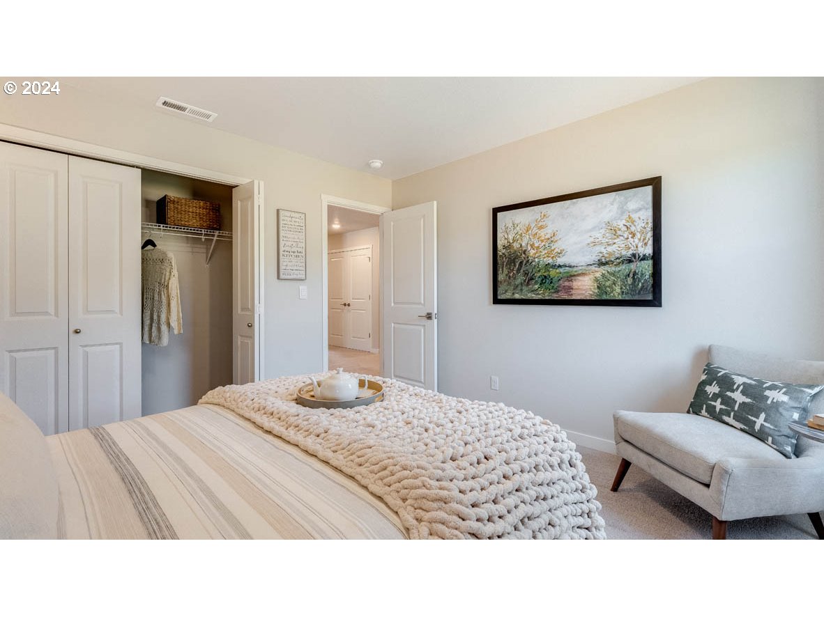 16775 SE Crossland ST