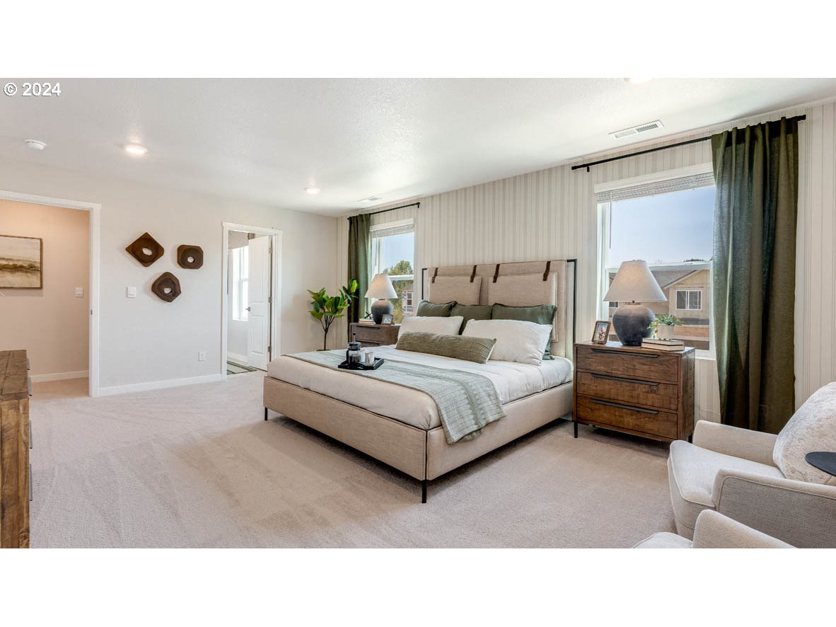 16775 SE Crossland ST