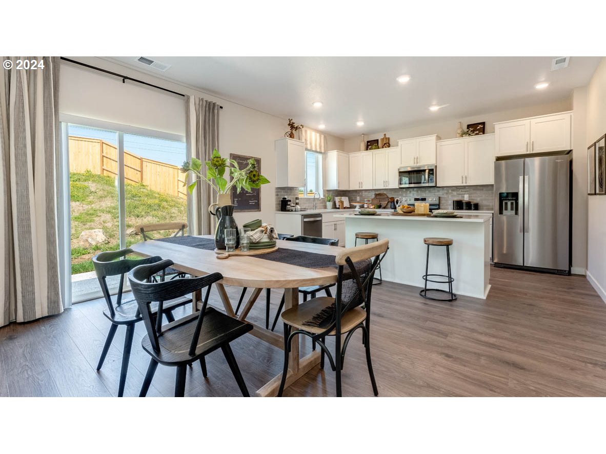 16775 SE Crossland ST