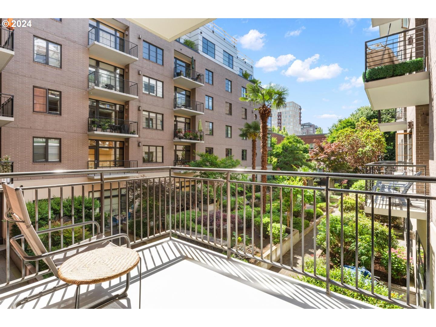 1030 NW JOHNSON ST 202