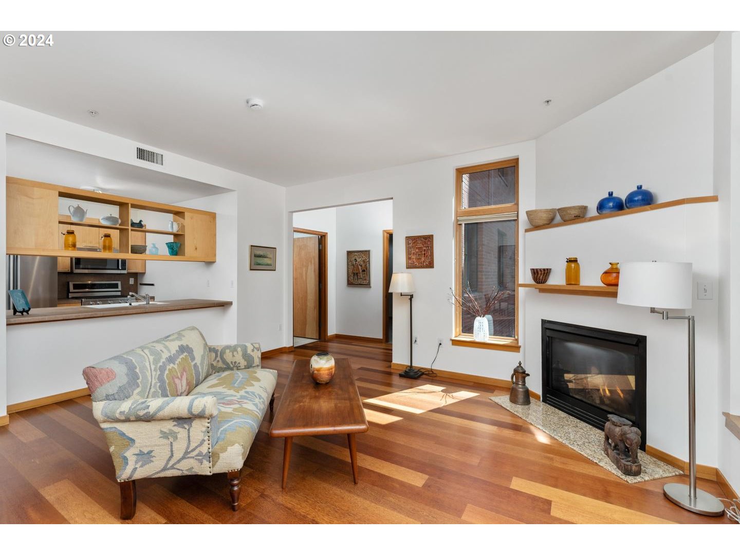 1030 NW JOHNSON ST 202