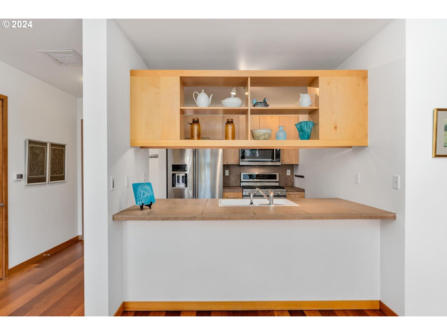 1030 NW JOHNSON ST 202