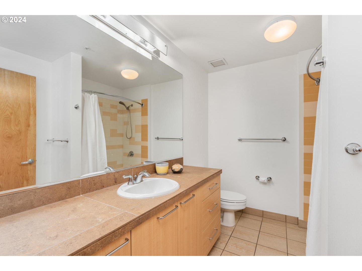 1030 NW JOHNSON ST 202