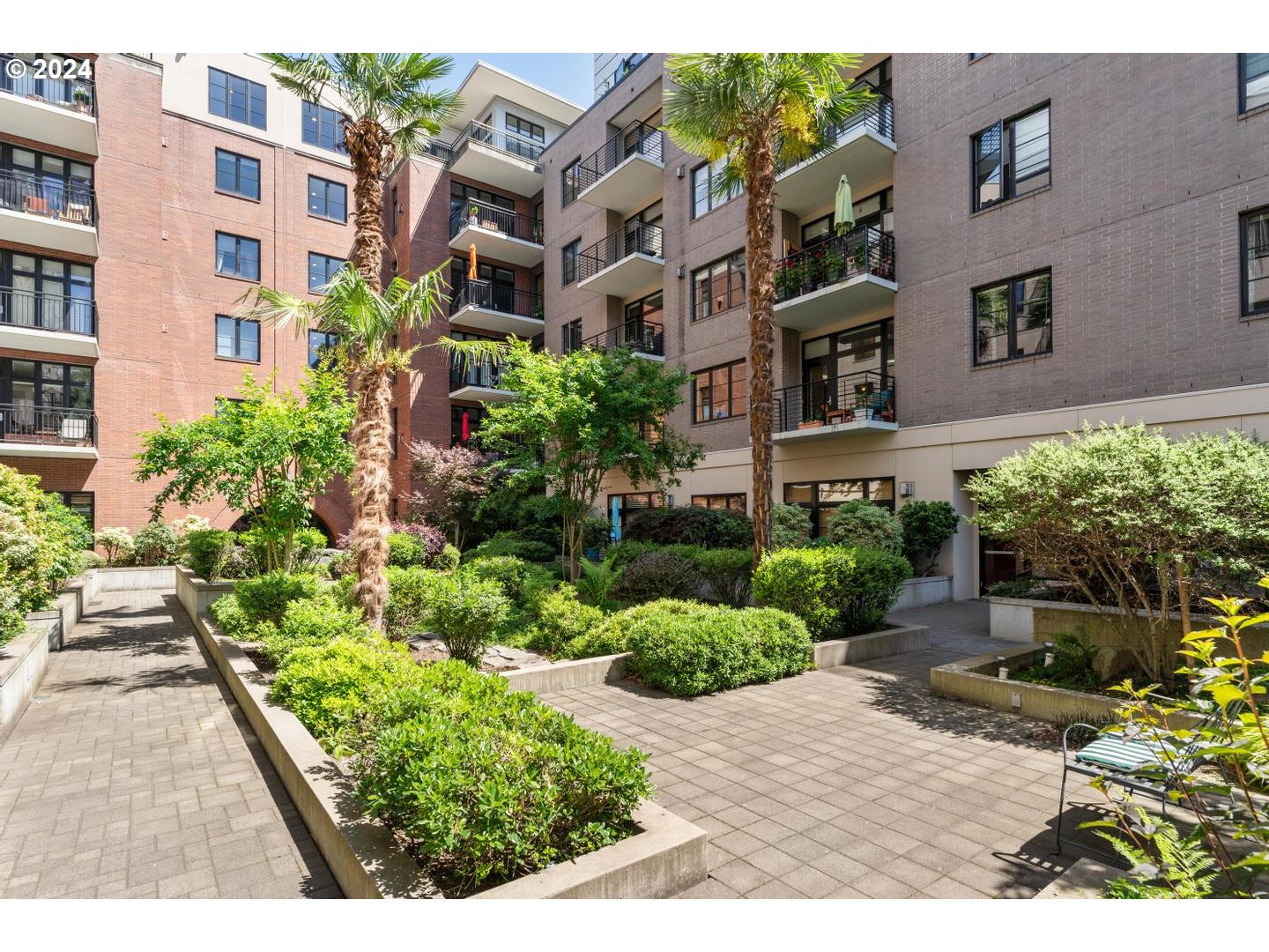 1030 NW JOHNSON ST 202