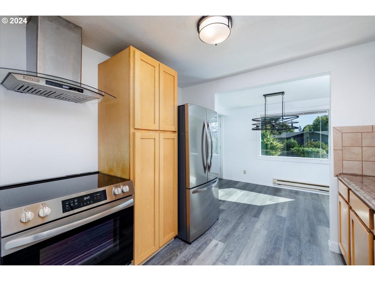 8101 SE 65TH AVE