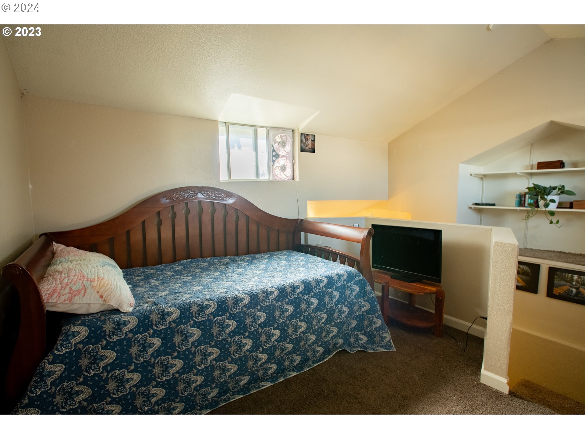 11668 N Island Cove LN