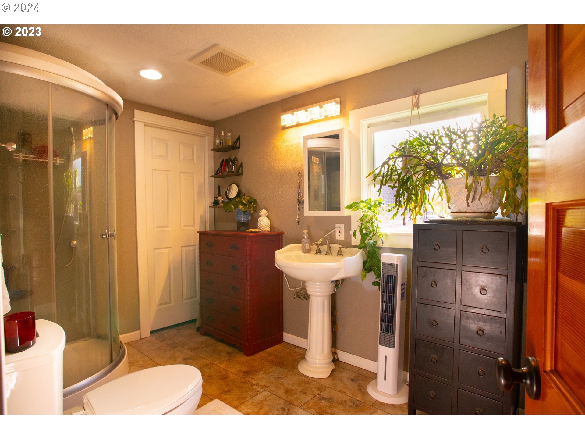 11668 N Island Cove LN