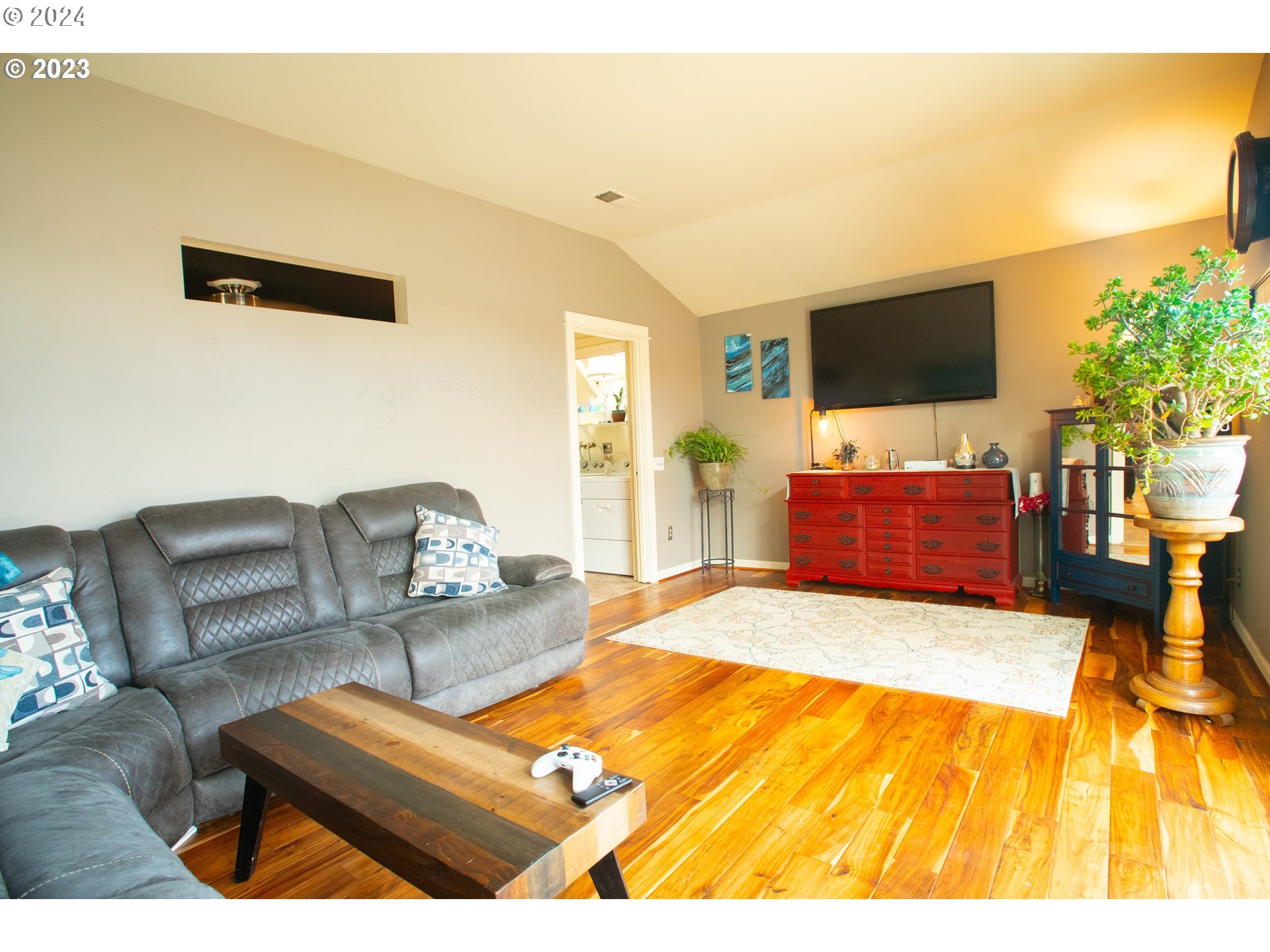 11668 N Island Cove LN