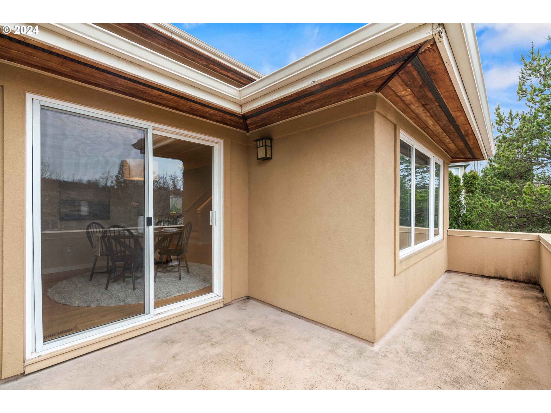 10104 NW ENGLEMAN ST