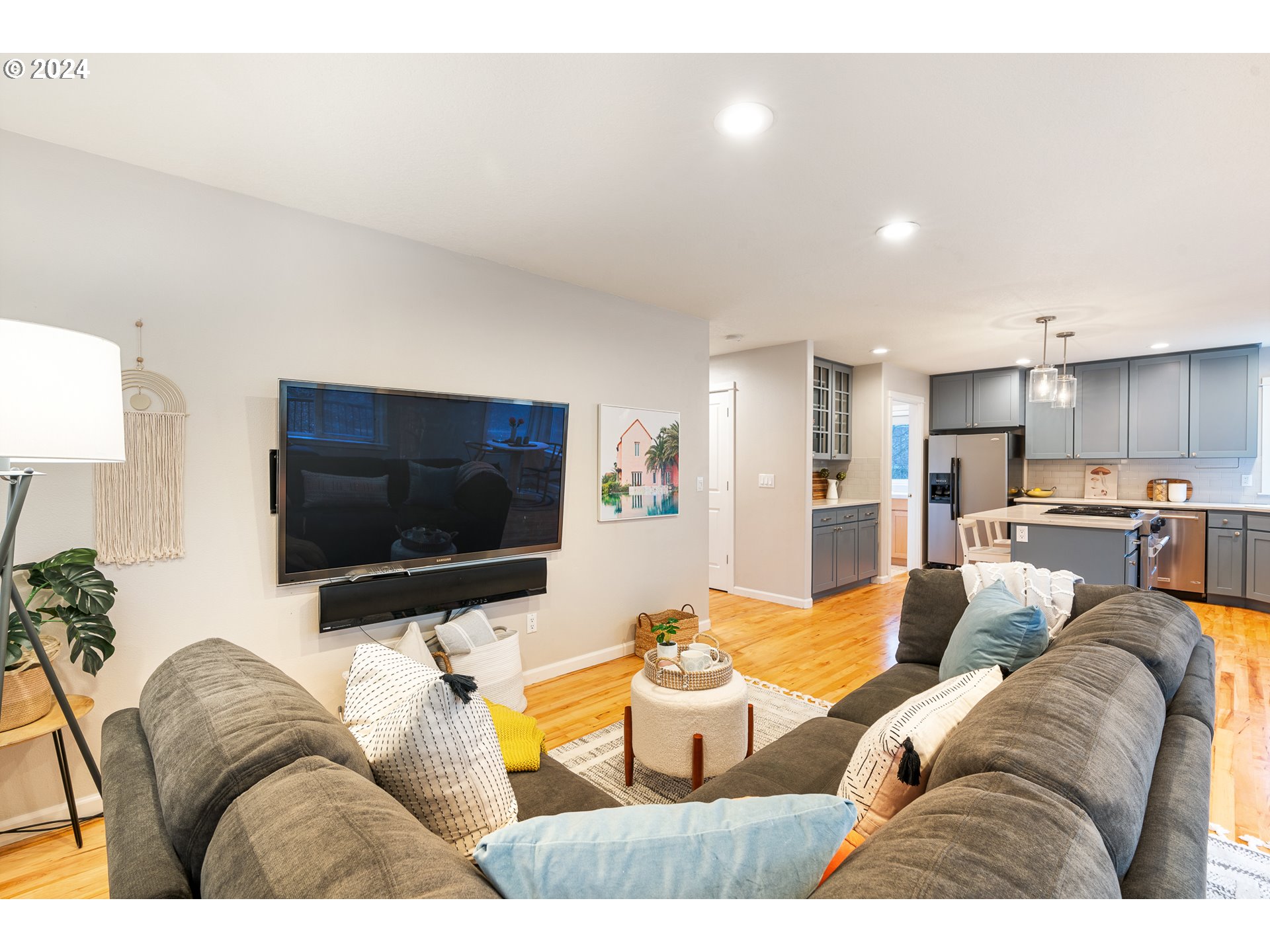 10104 NW ENGLEMAN ST