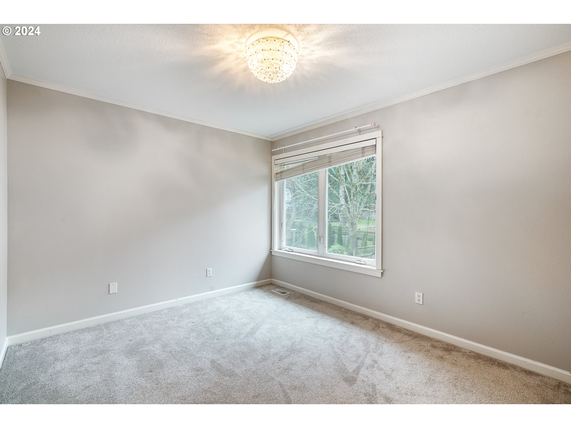 10104 NW ENGLEMAN ST