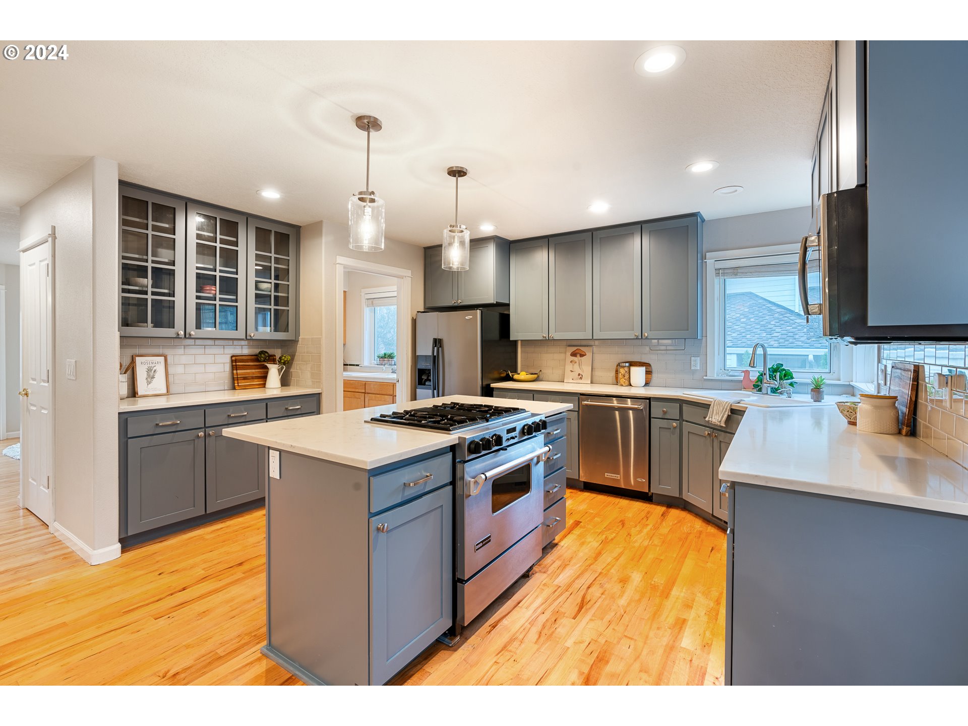 10104 NW ENGLEMAN ST