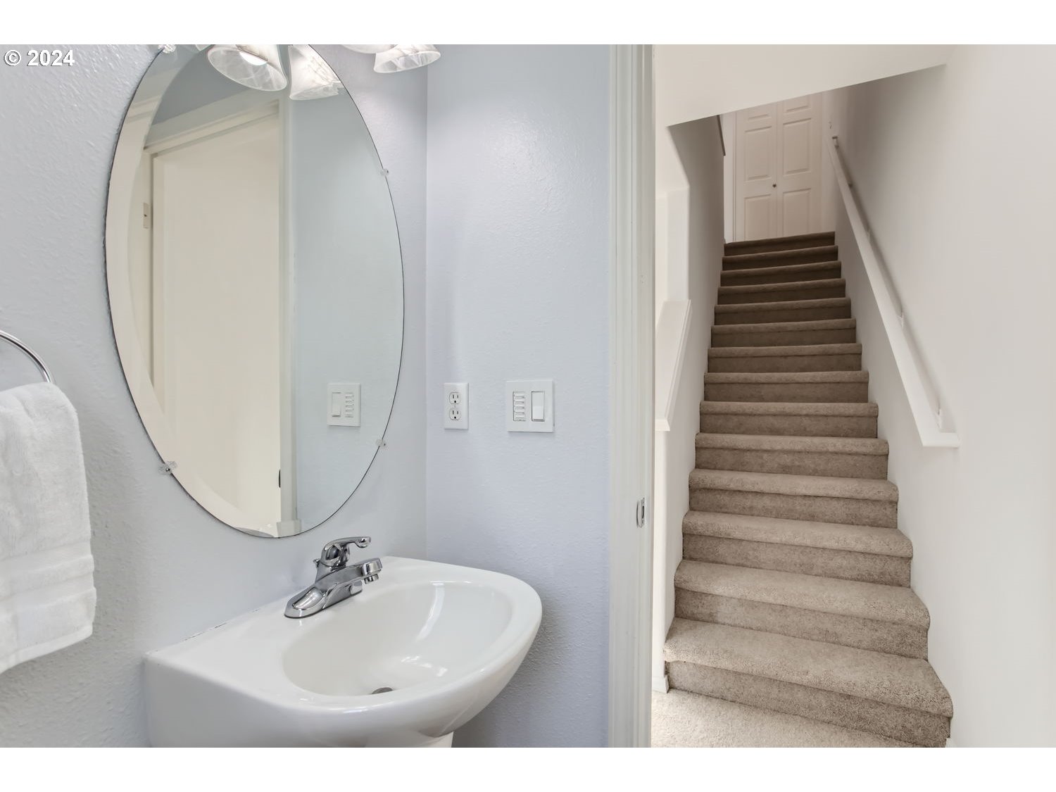 13850 SW SCHOLLS FERRY RD 103