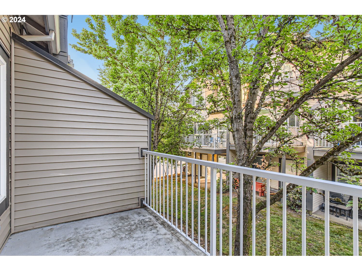 13850 SW SCHOLLS FERRY RD 103