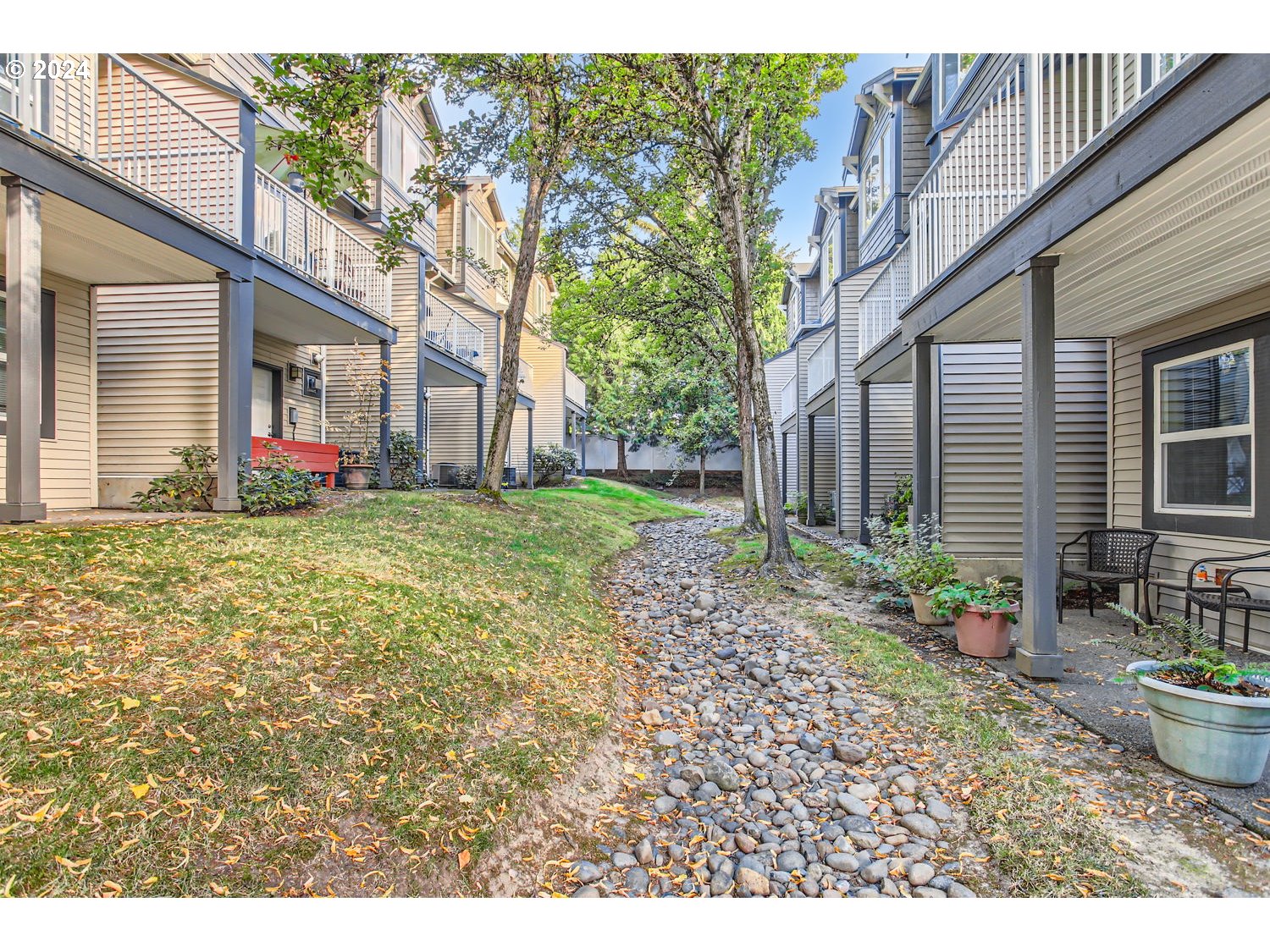 13850 SW SCHOLLS FERRY RD 103