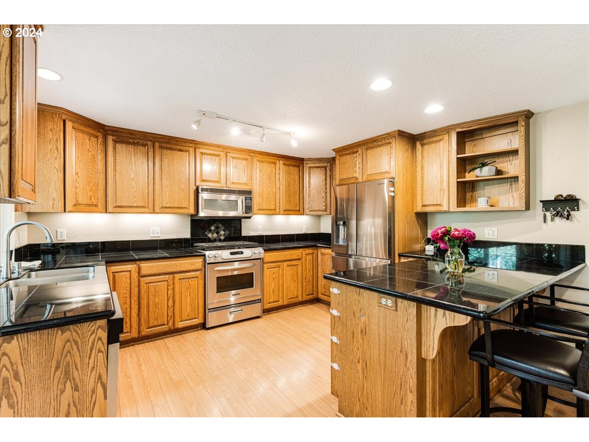 4399 SE COTTONWOOD CT