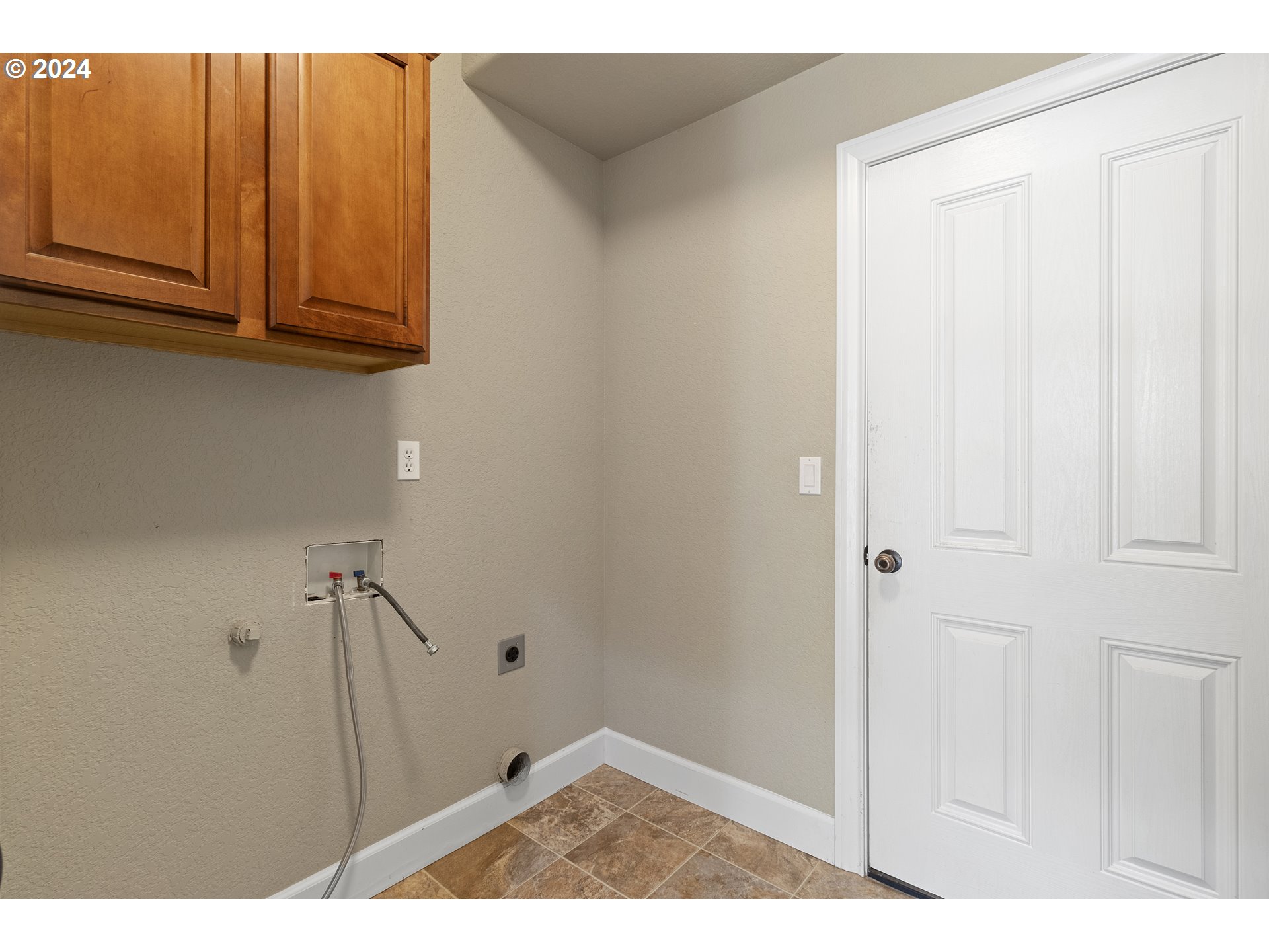 3948 SW BATTAGLIA AVE