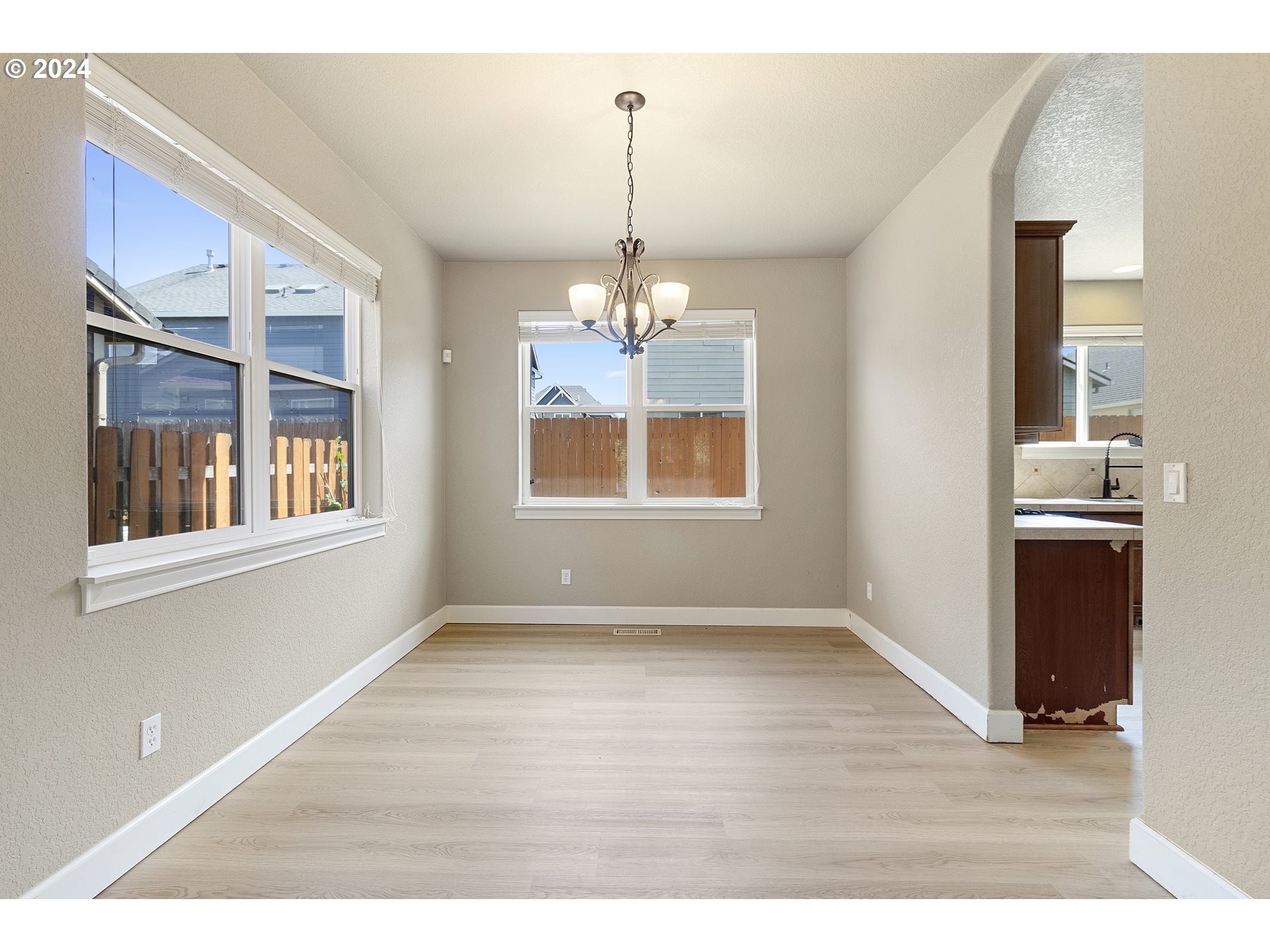 3948 SW BATTAGLIA AVE